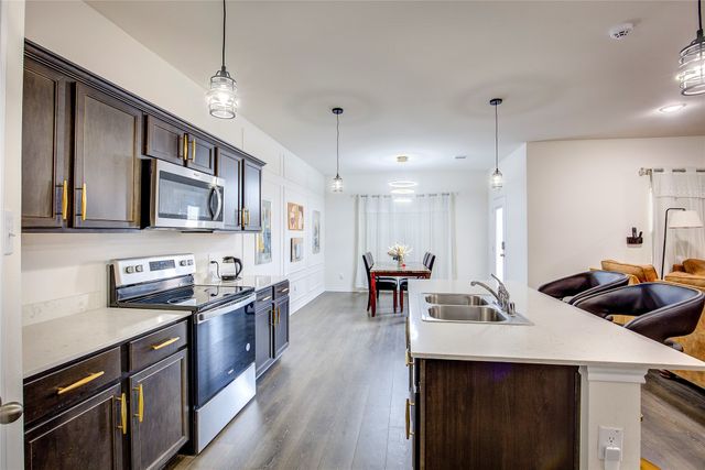 3021 Karsen Lane, Mesquite, TX 75126