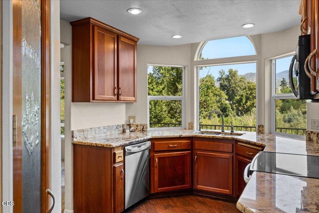 900 SE Mystic Drive, Grants Pass, OR 97527