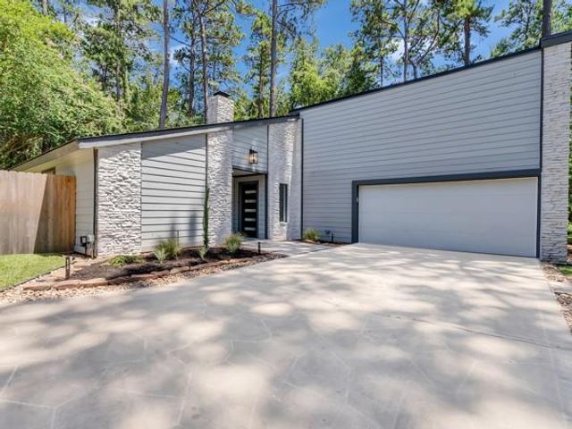 15734 Corinthian Way, Willis, TX 77318