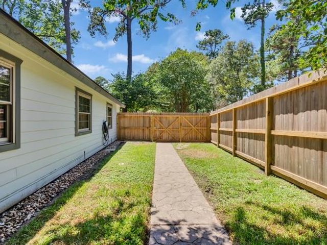 15734 Corinthian Way, Willis, TX 77318