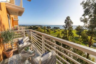 301 Crescent Ct 3307, San Francisco, CA 94134