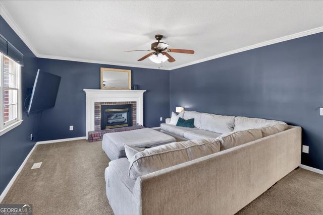 111 E Banks Street, Glennville, GA 30427