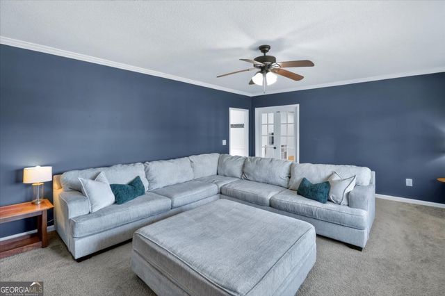 111 E Banks Street, Glennville, GA 30427