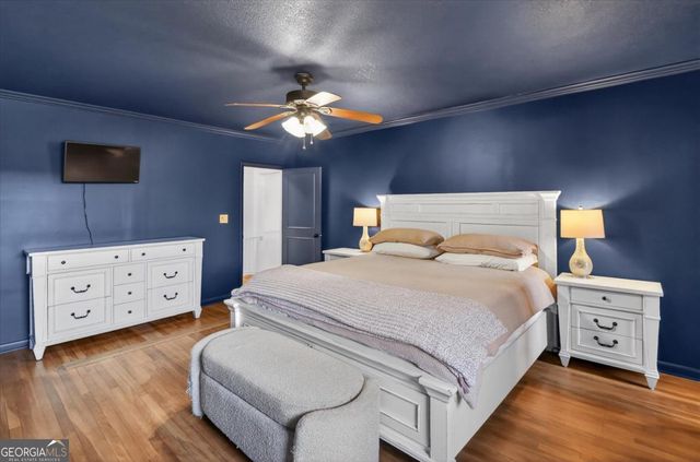 111 E Banks Street, Glennville, GA 30427