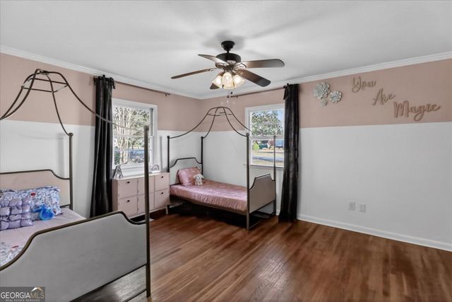 111 E Banks Street, Glennville, GA 30427