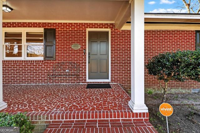 111 E Banks Street, Glennville, GA 30427