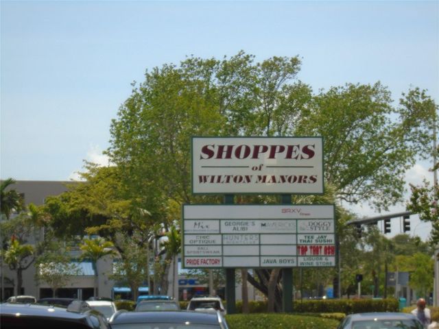 2660 NE 8th Avenue 208, Wilton Manors, FL 33334