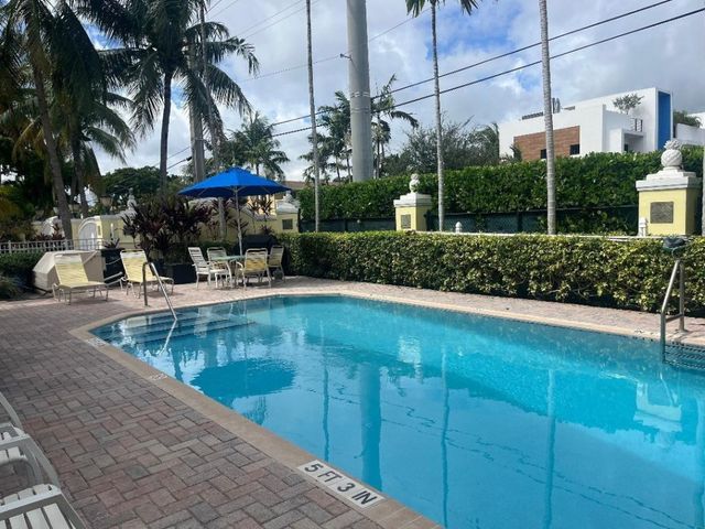2660 NE 8th Avenue 208, Wilton Manors, FL 33334