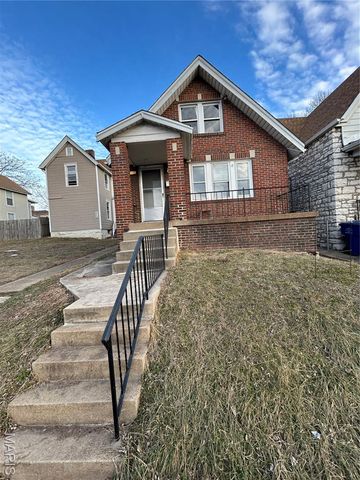 2222 McCausland Avenue, St Louis, MO 63143