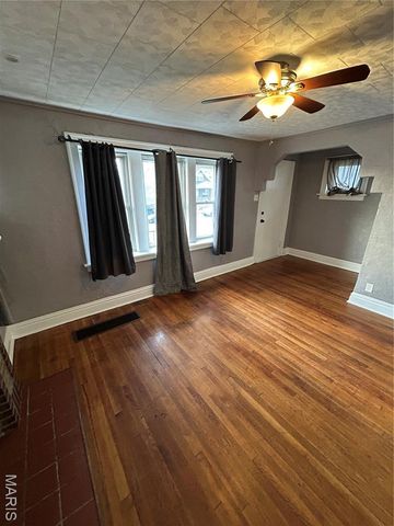 2222 McCausland Avenue, St Louis, MO 63143