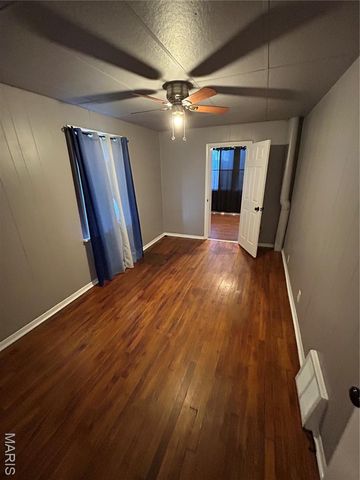 2222 McCausland Avenue, St Louis, MO 63143