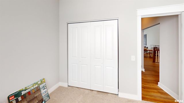 5937 BUTTERFIELD Drive, Bettendorf, IA 52722