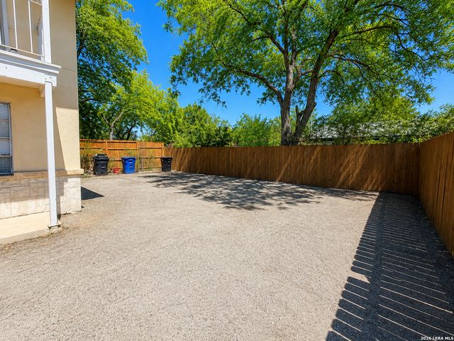 1418 Romero Apt 4, San Antonio, TX 78237