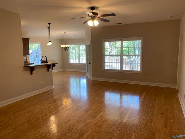 128 Somerset Park Drive, Huntsville, AL 35811