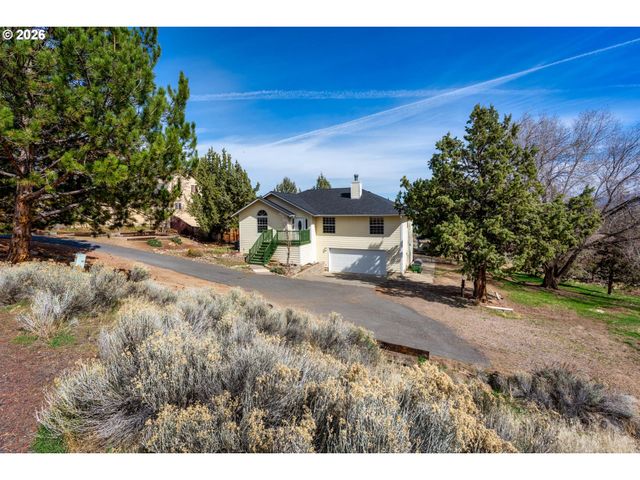 3244 Sw 34TH St, Redmond, OR 97756