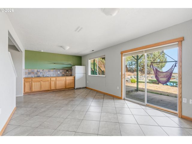 3244 Sw 34TH St, Redmond, OR 97756