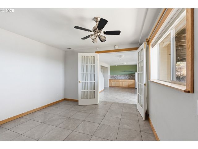 3244 Sw 34TH St, Redmond, OR 97756