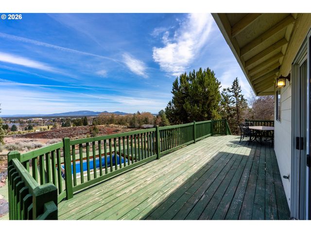 3244 Sw 34TH St, Redmond, OR 97756