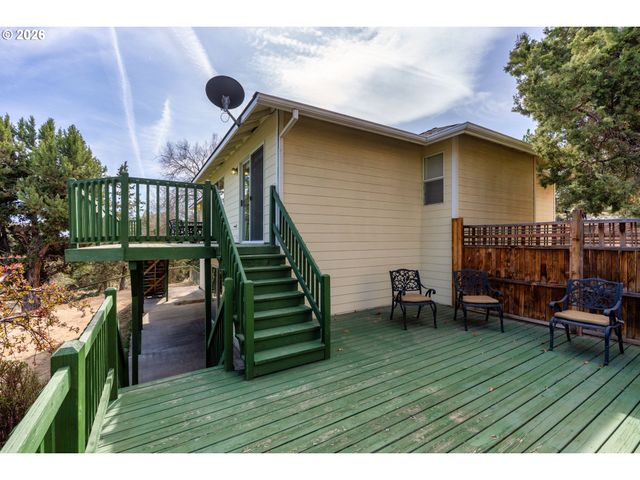 3244 Sw 34TH St, Redmond, OR 97756