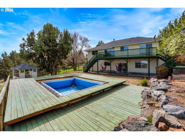 3244 Sw 34TH St, Redmond, OR 97756