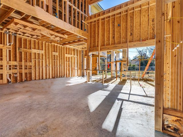 36 W Shady Lane, Houston, TX 77063