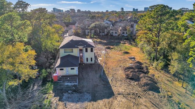 36 W Shady Lane, Houston, TX 77063