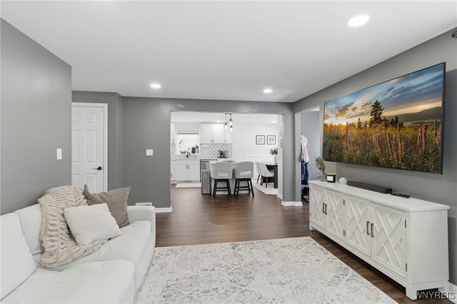 18 Joseph Drive, Tonawanda, NY 14150