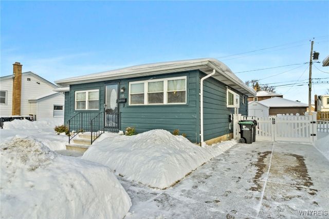 18 Joseph Drive, Tonawanda, NY 14150