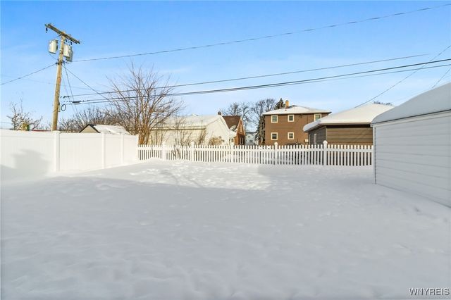 18 Joseph Drive, Tonawanda, NY 14150