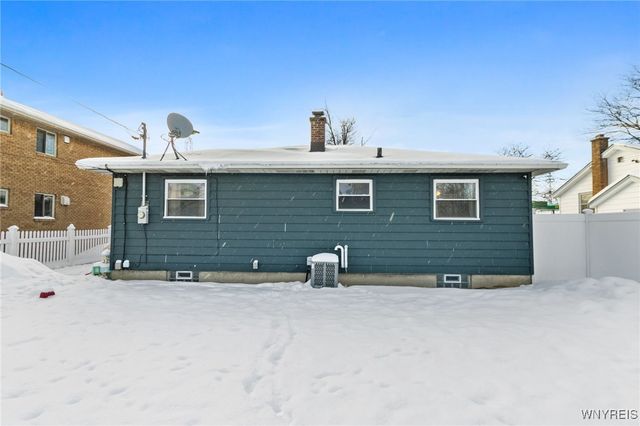 18 Joseph Drive, Tonawanda, NY 14150