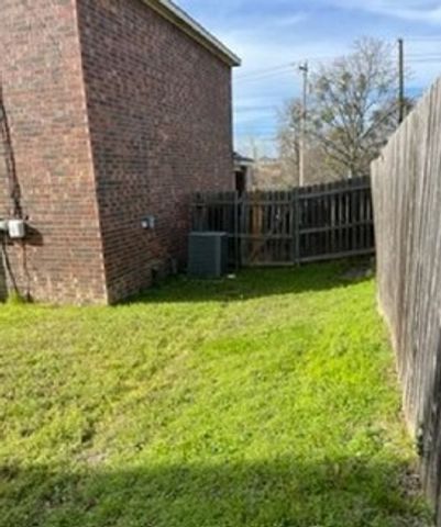 1101 E College Street, Princeton, TX 75407