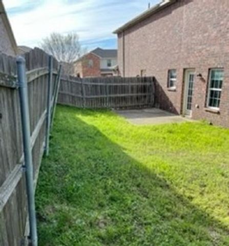 1101 E College Street, Princeton, TX 75407