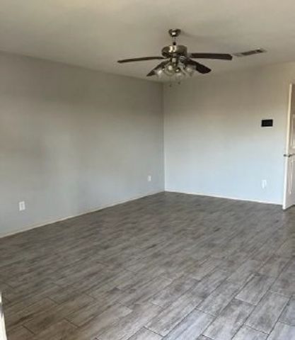 1101 E College Street, Princeton, TX 75407