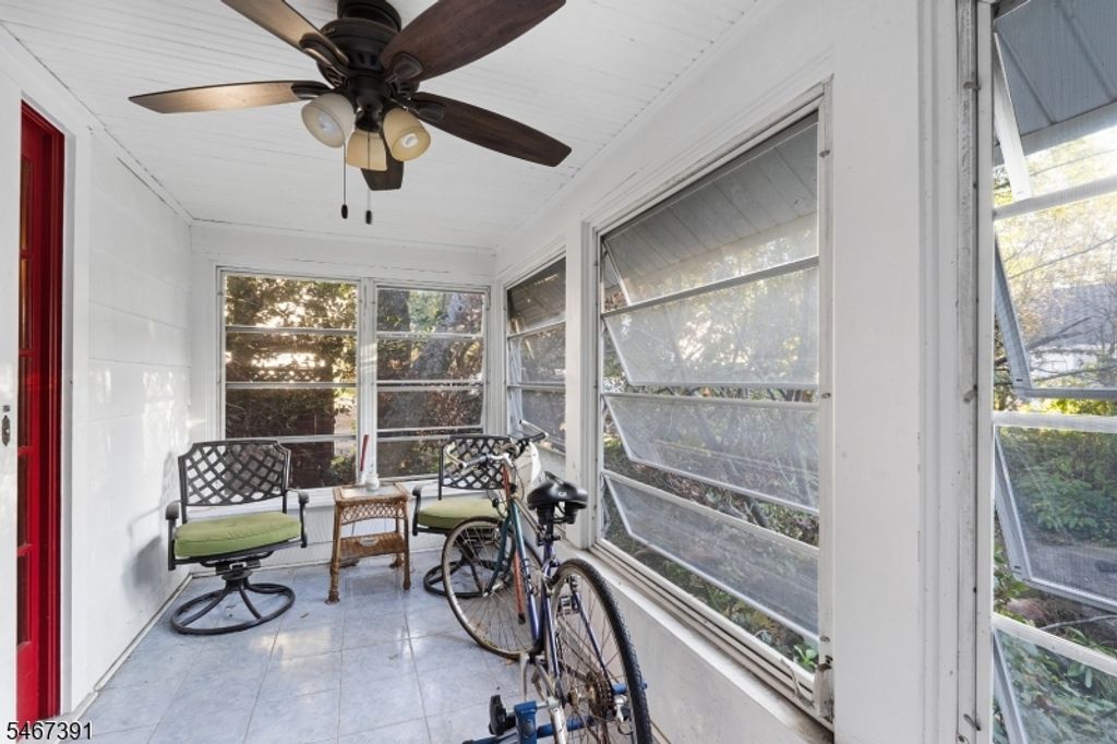 166 Locust Ave, Mountainside Boro, NJ 07092 — photo 2