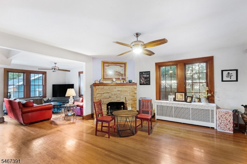 166 Locust Ave, Mountainside Boro, NJ 07092 — photo 4