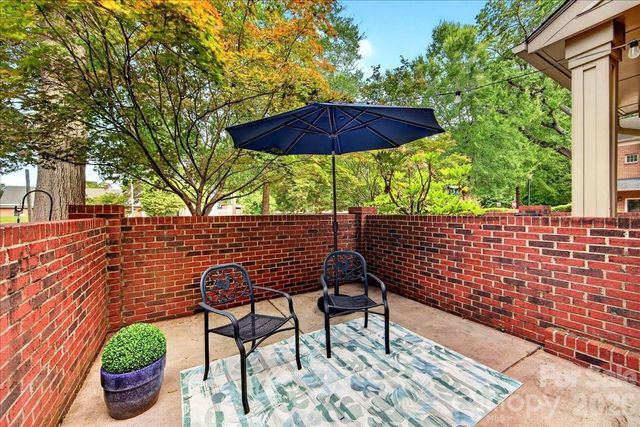 4632 Dabney Vigor Drive, Charlotte, NC 28209
