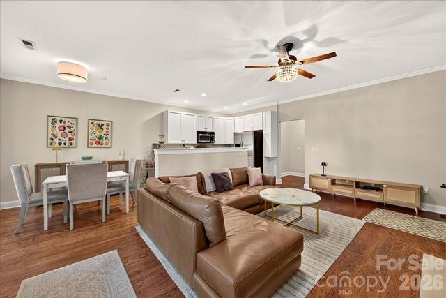 4632 Dabney Vigor Drive, Charlotte, NC 28209
