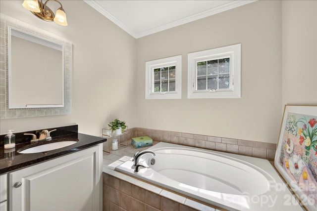 4632 Dabney Vigor Drive, Charlotte, NC 28209