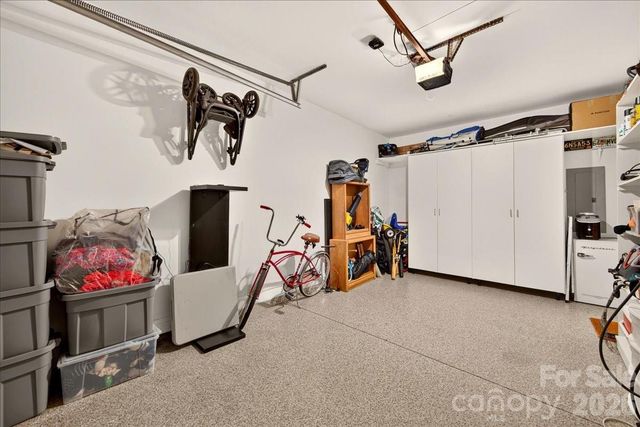 4632 Dabney Vigor Drive, Charlotte, NC 28209