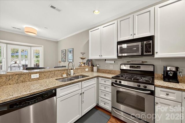 4632 Dabney Vigor Drive, Charlotte, NC 28209