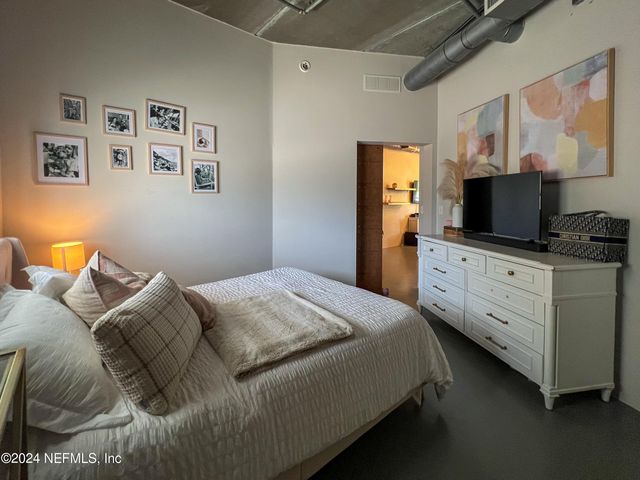 2064 HERSCHEL Street 205, Jacksonville, FL 32204