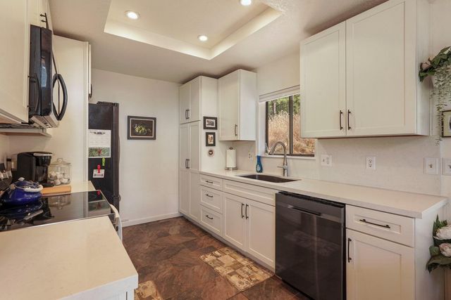 402 Rabbits Foot Rd, West Point, CA 95255