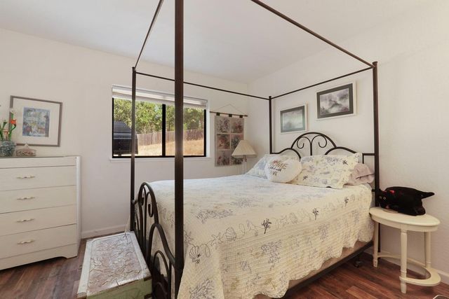 402 Rabbits Foot Rd, West Point, CA 95255