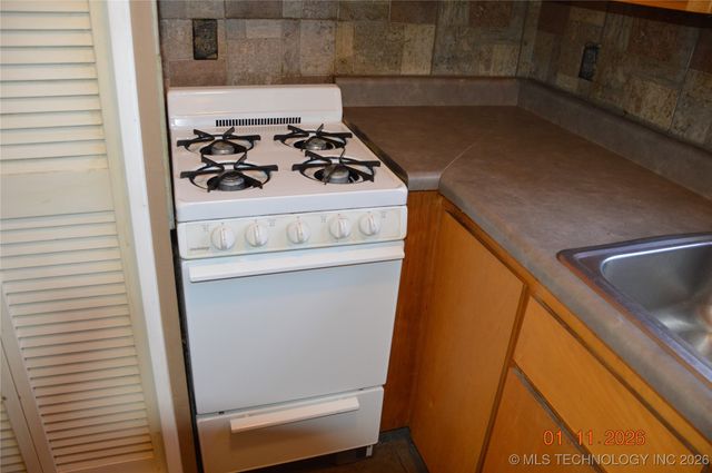 2540 N 185 Road, Mounds, OK 74047