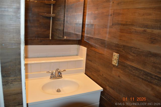 2540 N 185 Road, Mounds, OK 74047