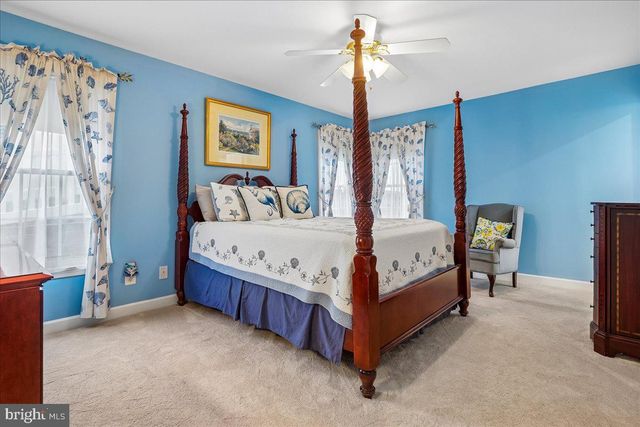 15918 EDGEWOOD DR, Dumfries, VA 22025