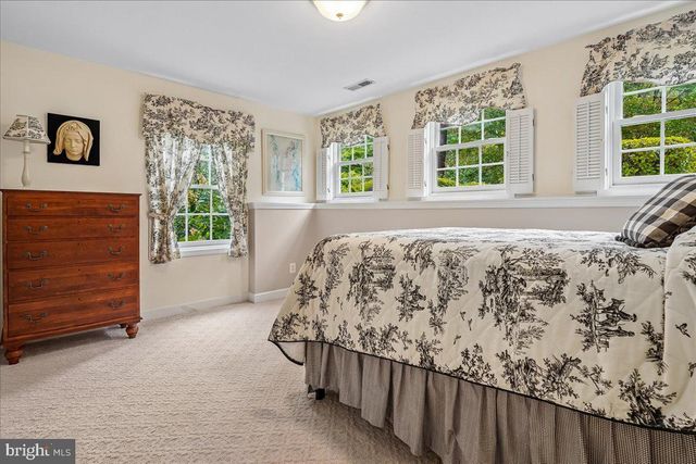 15918 EDGEWOOD DR, Dumfries, VA 22025