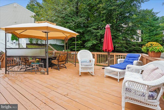 15918 EDGEWOOD DR, Dumfries, VA 22025