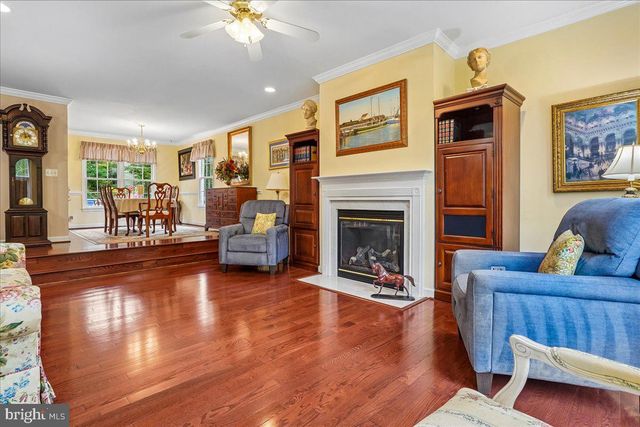 15918 EDGEWOOD DR, Dumfries, VA 22025