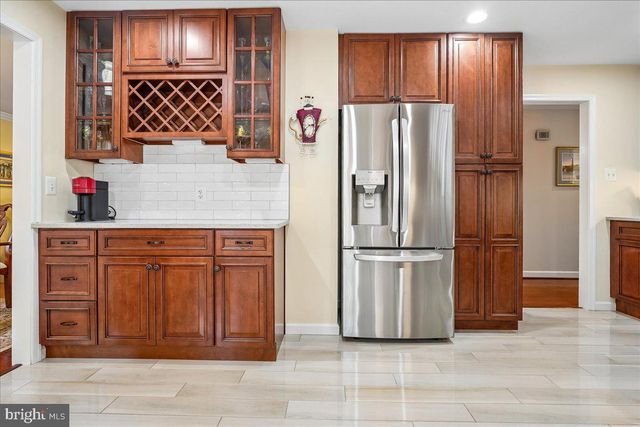15918 EDGEWOOD DR, Dumfries, VA 22025